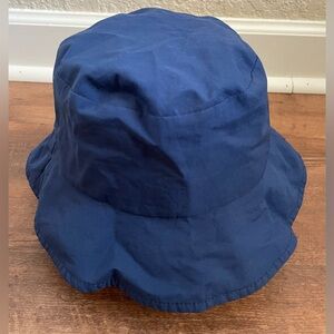 Forresters vintage Goretex navy blue bucket hat Portland Oregon medium M